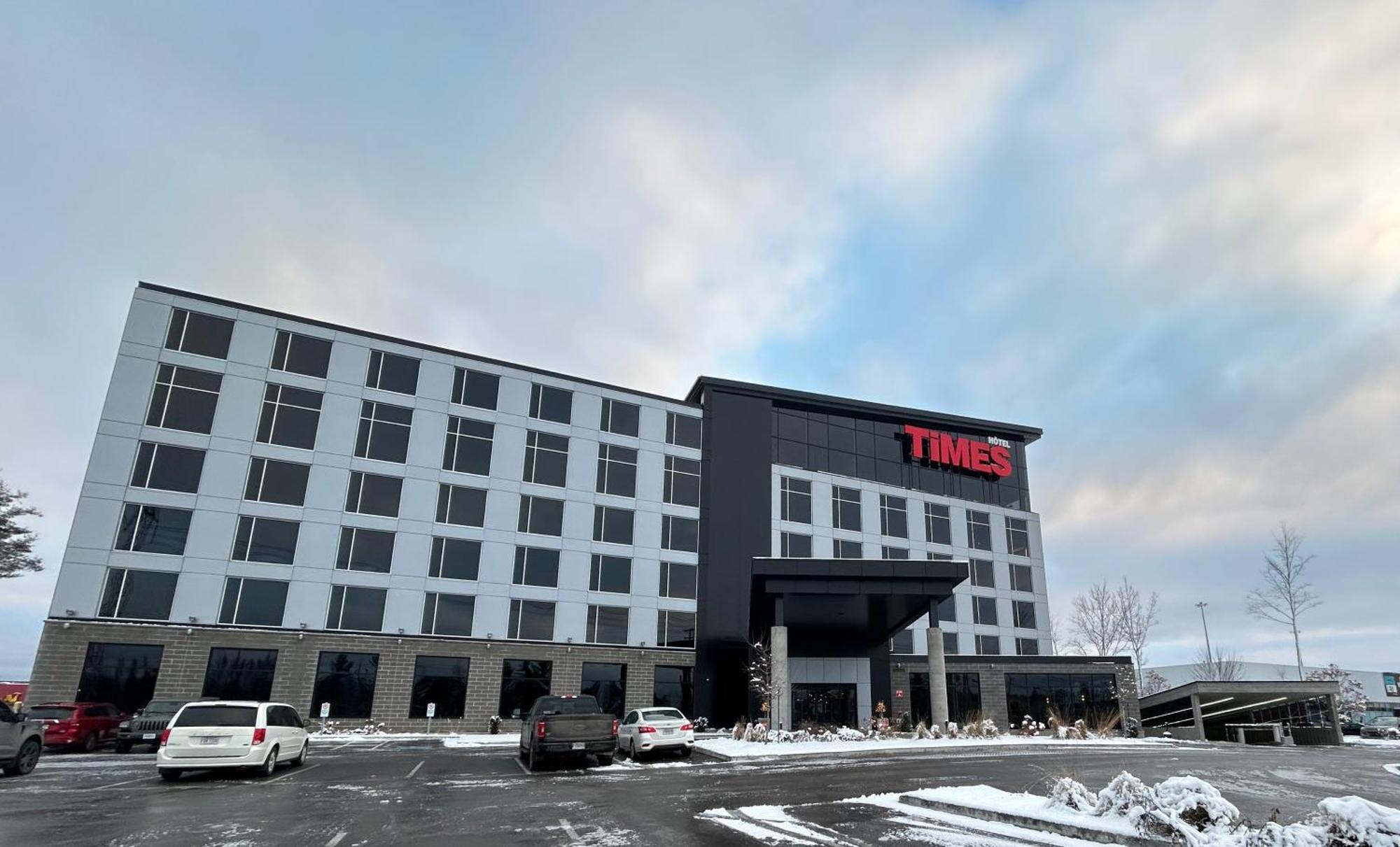 Grand Hotel Times Blainville-Mirabel Eksteriør bilde