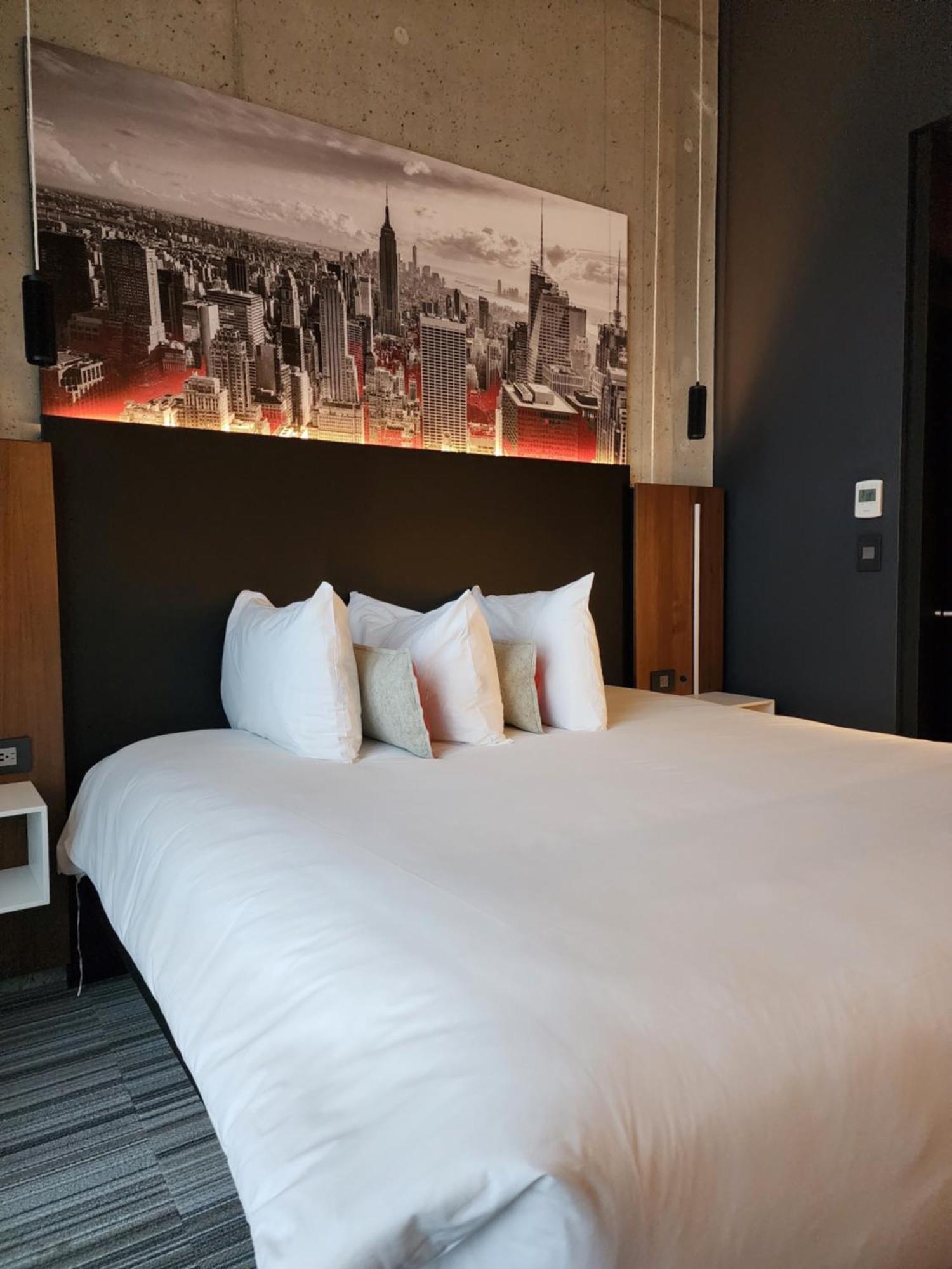Grand Hotel Times Blainville-Mirabel Eksteriør bilde